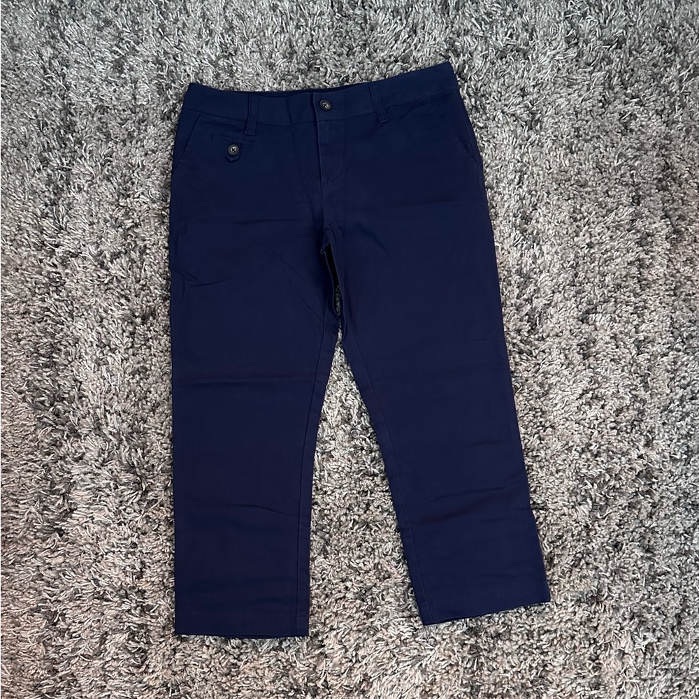 🦋NWT Arizona Capri Pants